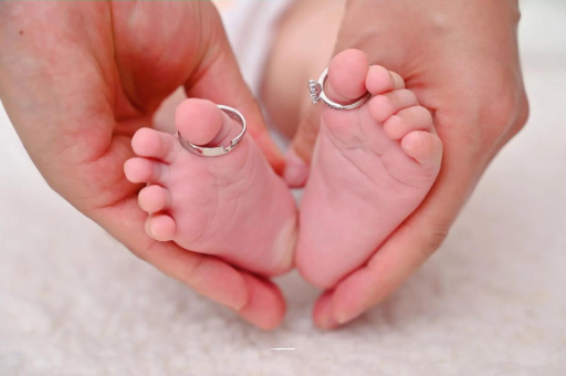 张北怀孕肚子一边高一边低 张北怀孕肚子一边高一边低